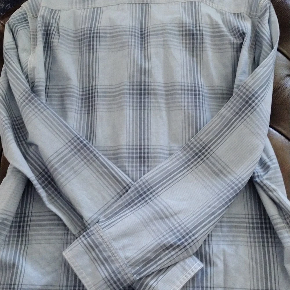 Fossil Shirt - Picture 8 of 8